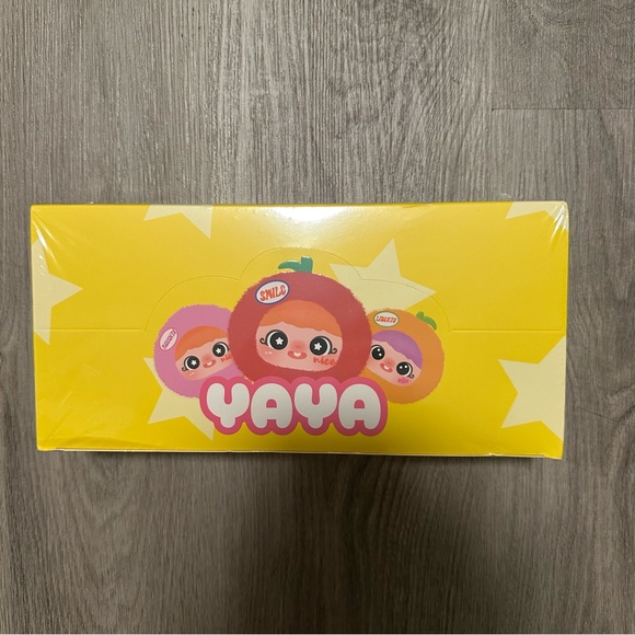 Fun Fruits Yellow Accessory - Picture 4 of 11